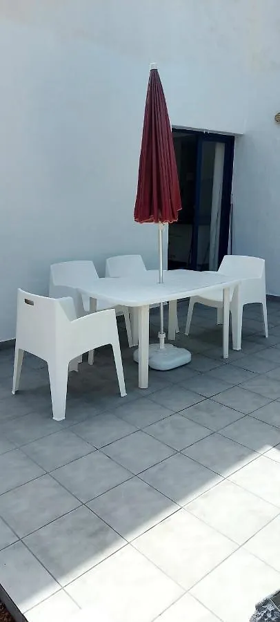 Apartamento Junto A La Playa. Corralejo Spain